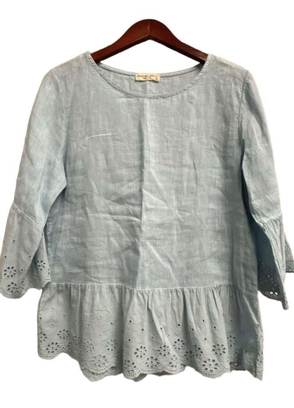 Terzo Millennio Light Blue Linen Eyelet Ruffle Hem Top Size M